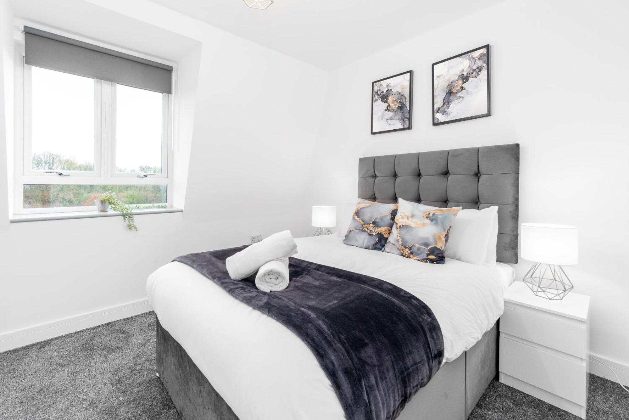 Stylish 2 Bedroom Apartment - Balcony - Secure Parking - Top Rated - 5Mc Бирмингем Экстерьер фото
